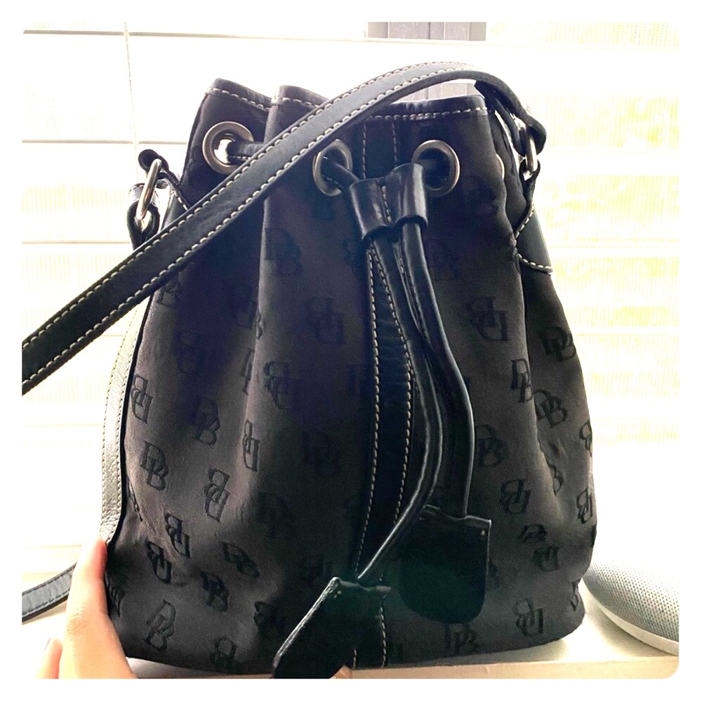 Authentic Vintage Dooney & Bourke bag